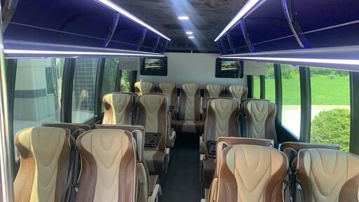 Chevy Ecoach 38